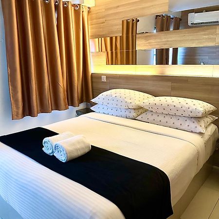 Hotel Villa Серембан Екстериор снимка