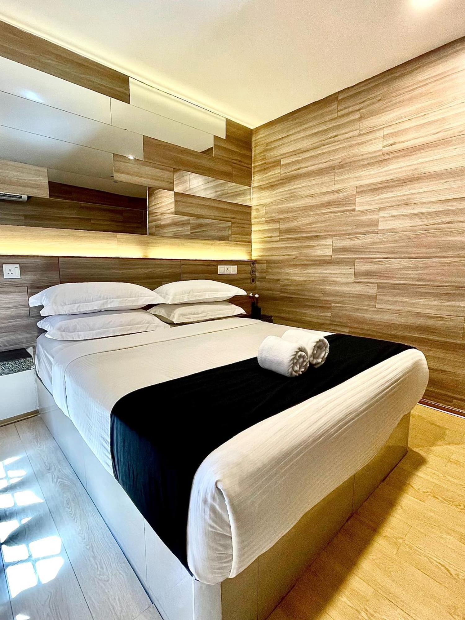 Hotel Villa Серембан Екстериор снимка